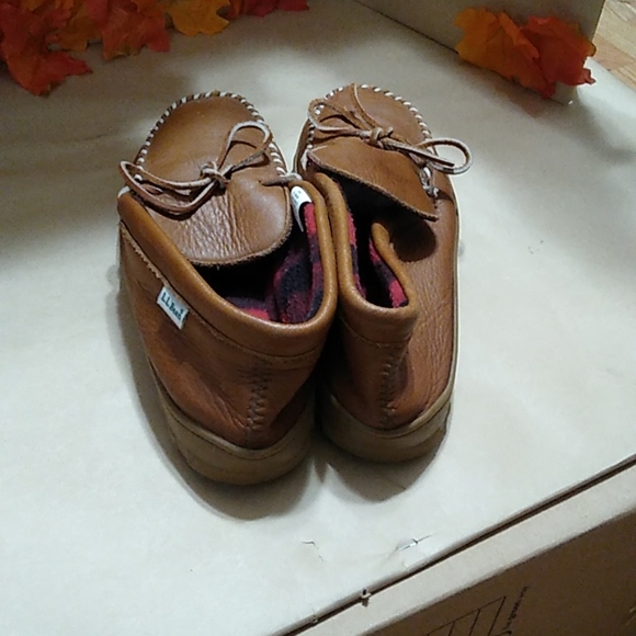 L.L. Bean SZ 10 Mens slippers - Picture 3 of 6